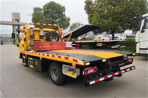 长沙道路救援拖车报价